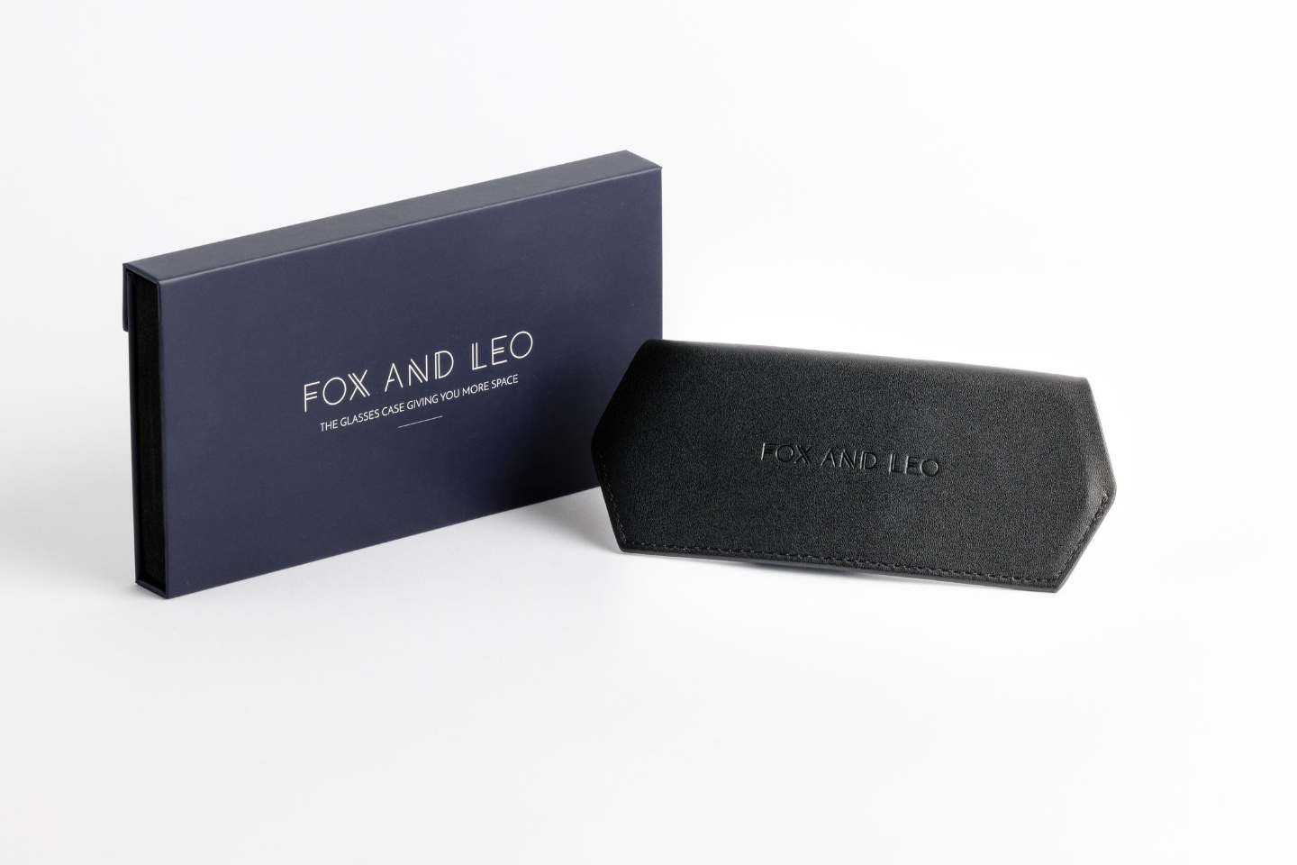 Fox and Leo glasses case - Black